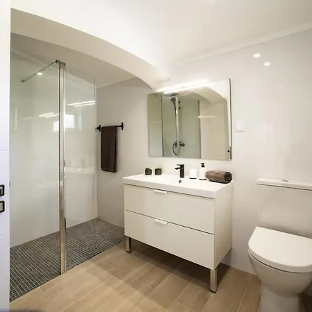 Ly - Vip By Interhome 度假居 *